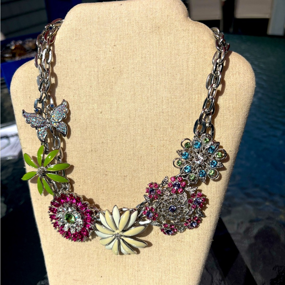 Floral Multicolor Necklace